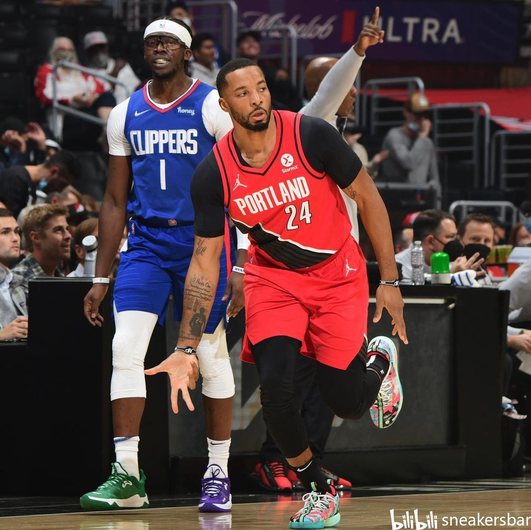 育的较量 育的较量